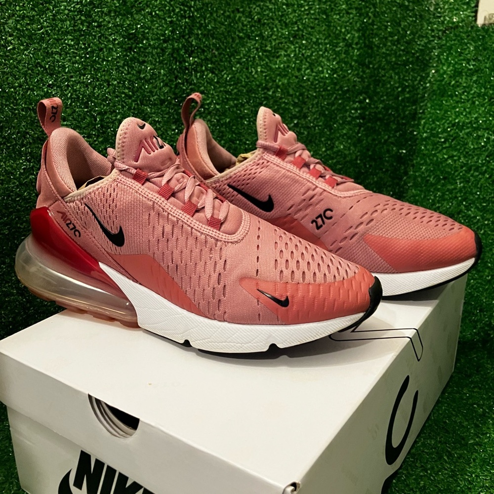 Nike Women's “Elemental Pink” women’s size 9.5